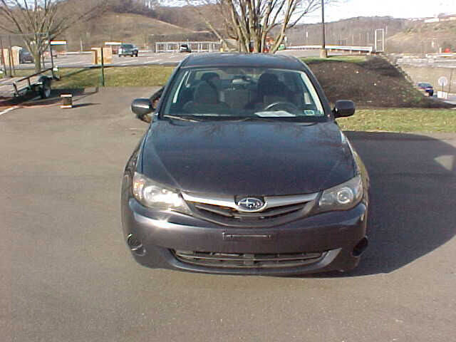 Used 2011 Subaru Impreza 2.5i image 3
