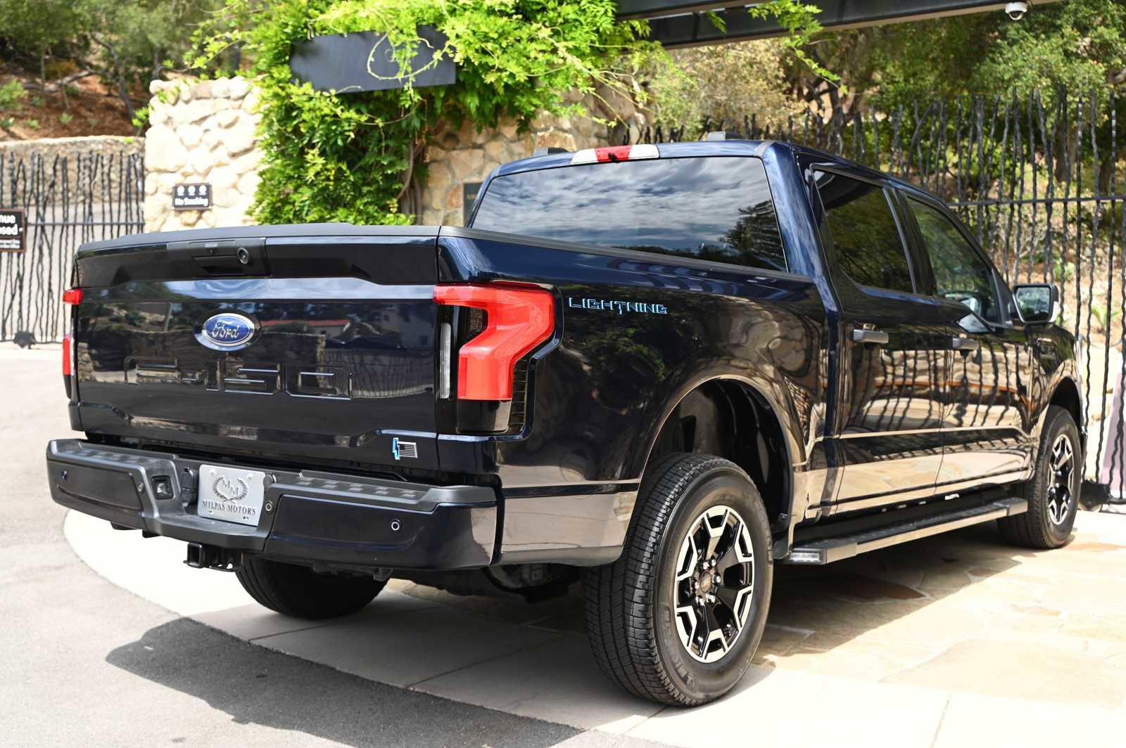 Used 2023 Ford F150 Lightning XLT w/ Max Trailer Tow Package image 4