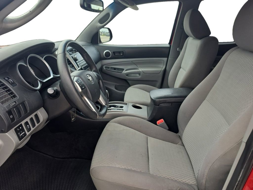Used 2012 Toyota Tacoma PreRunner w/ SR5 Pkg RWD image 9