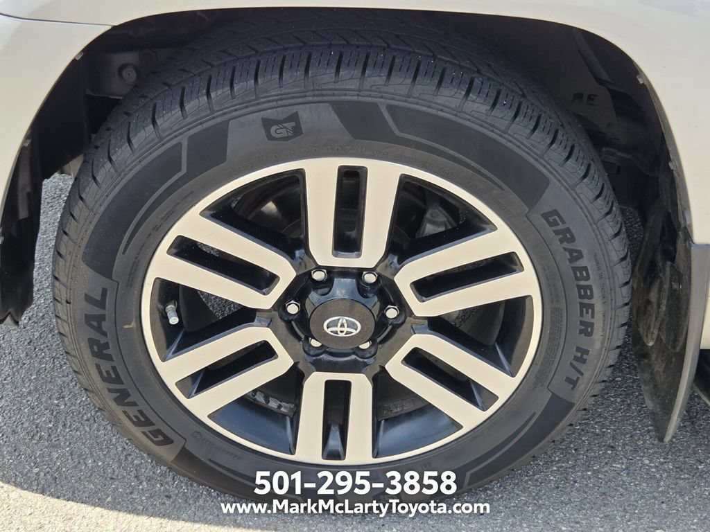 Used 2016 Toyota 4Runner Limited AWD/4WD image 17