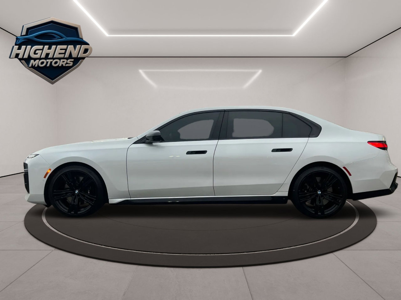 Used 2023 BMW 760i xDrive w/ Executive Package image 3