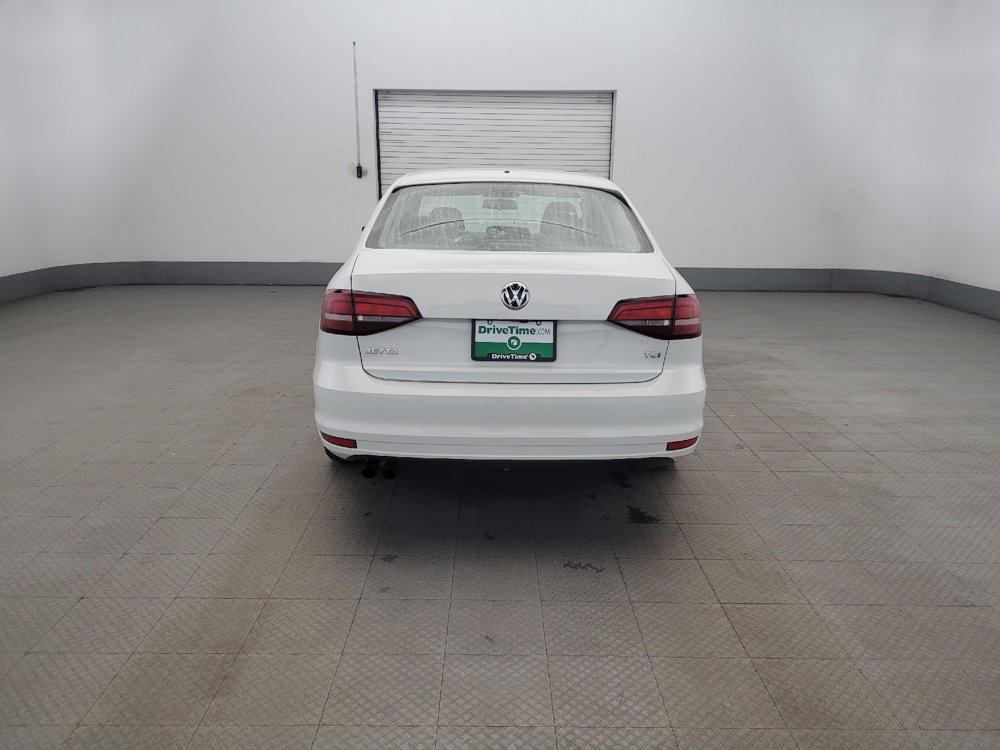 Used 2017 Volkswagen Jetta S image 6