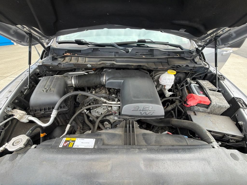 Used 2019 RAM 1500 Warlock AWD/4WD image 29