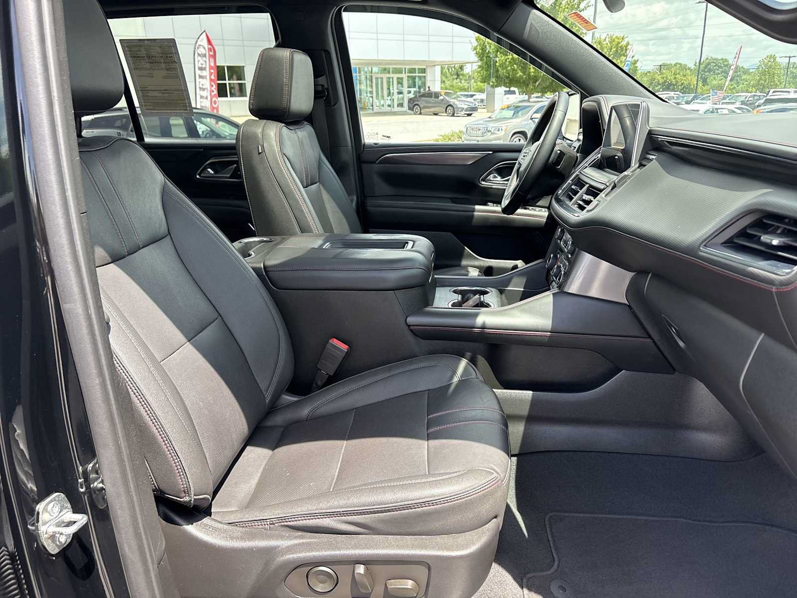 Used 2023 Chevrolet Tahoe RST AWD/4WD image 28