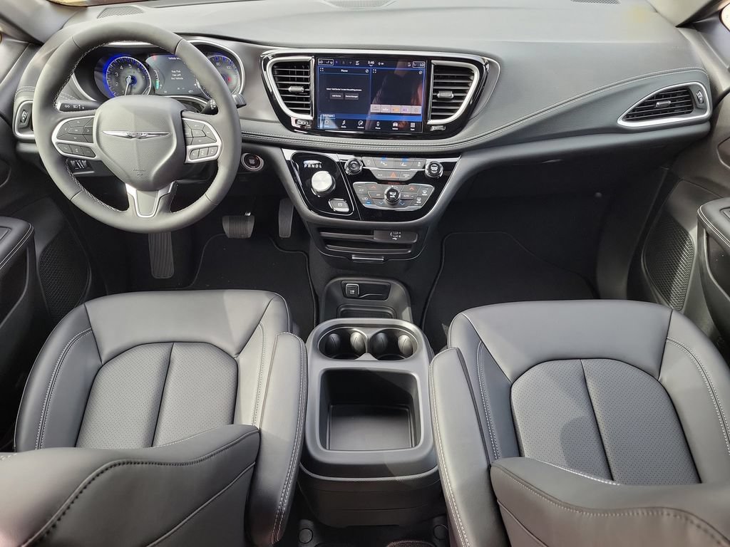 New 2026 Chrysler Pacifica Select FWD image 16