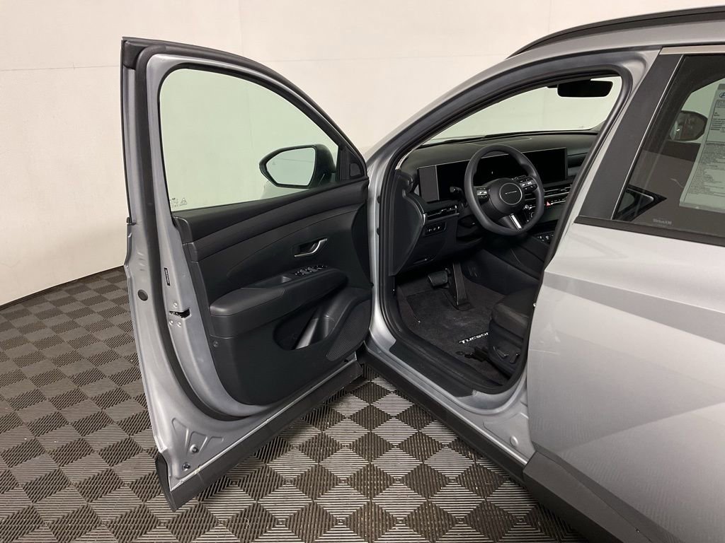 New 2026 Hyundai Tucson SEL image 18
