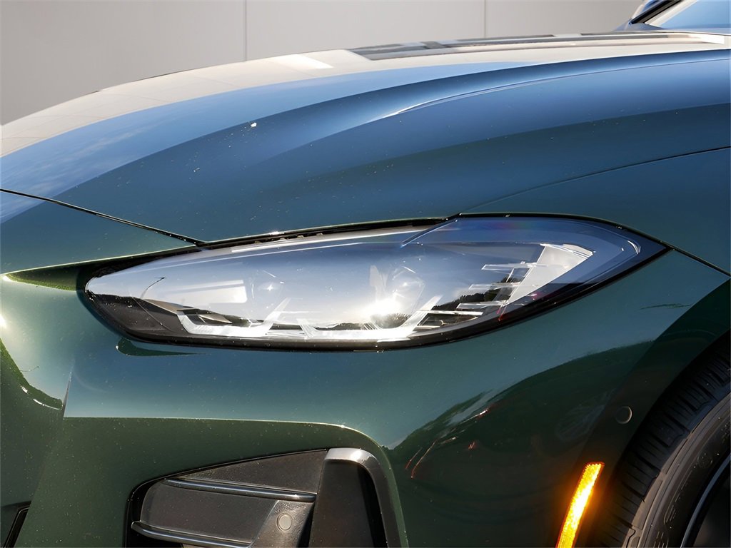 Used 2023 BMW 440i xDrive Convertible w/ Premium Package image 11