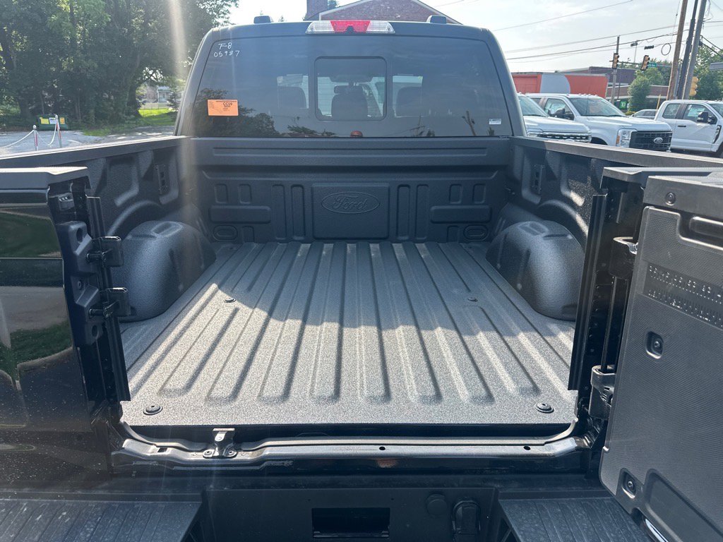 New 2025 Ford F150 Platinum w/ Equipment Group 702A High image 15