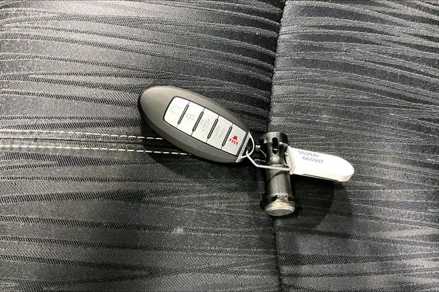 Used 2016 Nissan Sentra SV FWD image 30