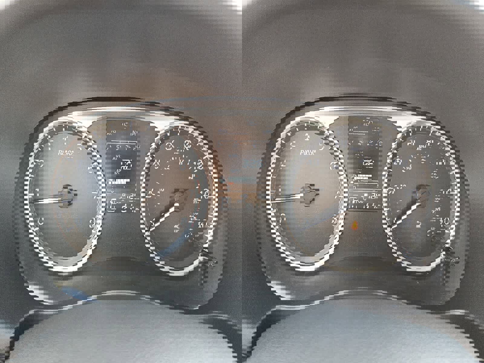 Used 2025 Nissan Kicks Play S image 14