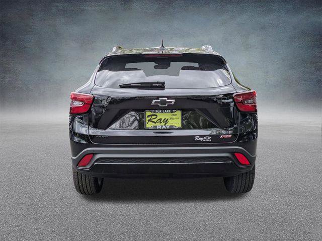 New 2026 Chevrolet Trax RS w/ Sunroof Package FWD image 5