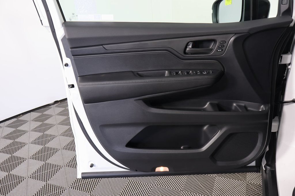 New 2026 Honda Odyssey EX-L image 8