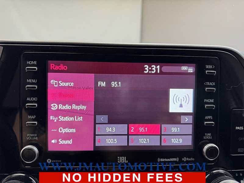 Used 2021 Toyota Highlander Limited AWD/4WD image 26