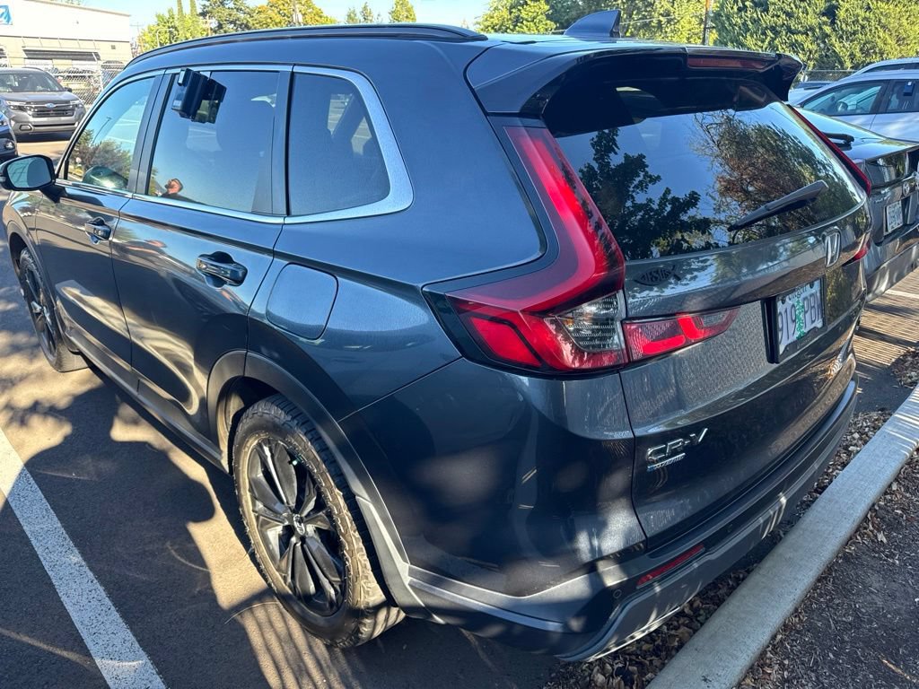 Used 2023 Honda CR-V Sport Touring video 2