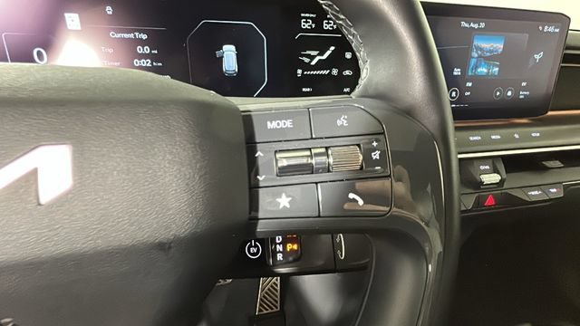 Used 2024 Kia EV9 GT-Line AWD/4WD image 17