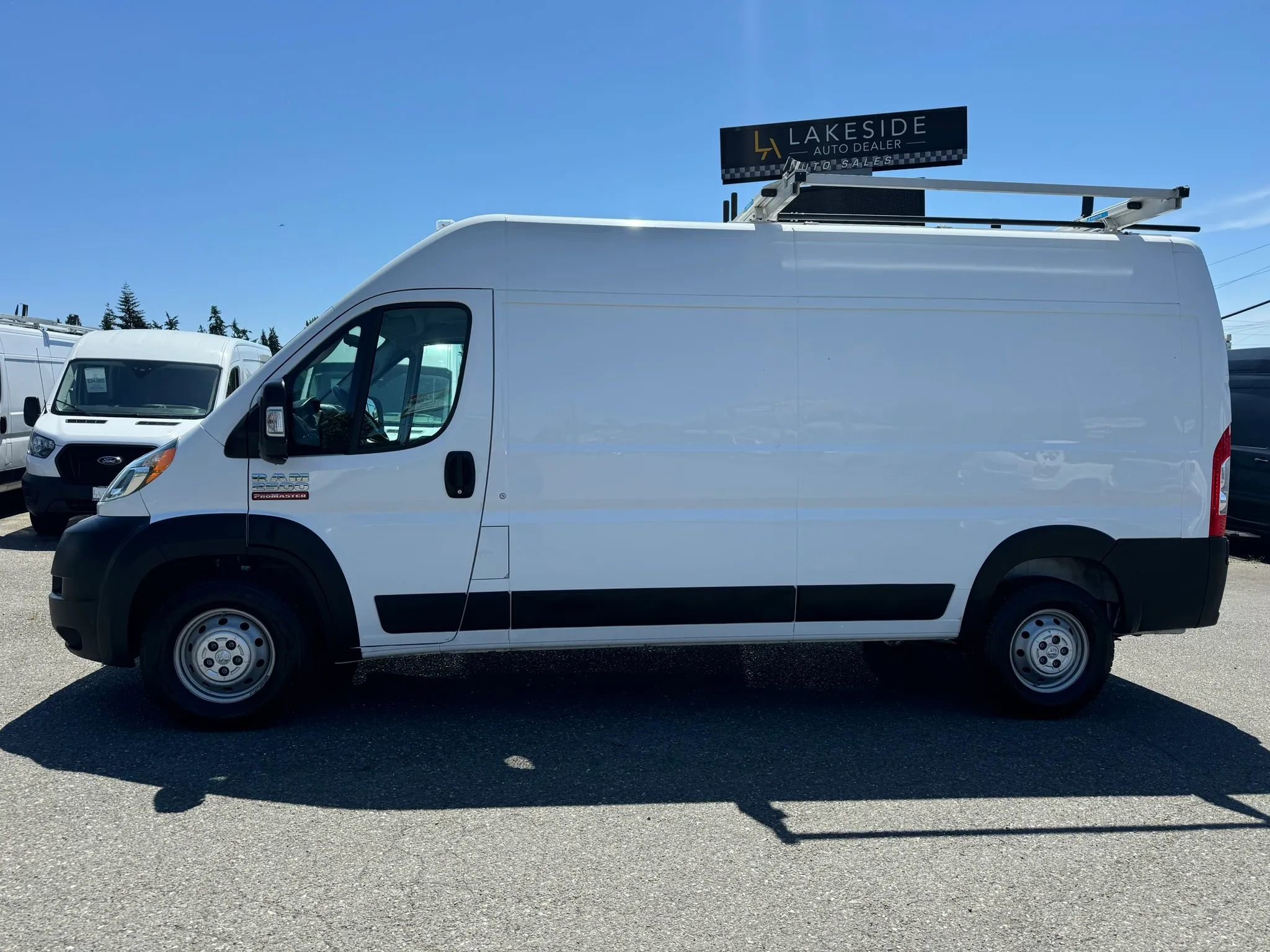 Used 2020 RAM ProMaster 2500 FWD image 4