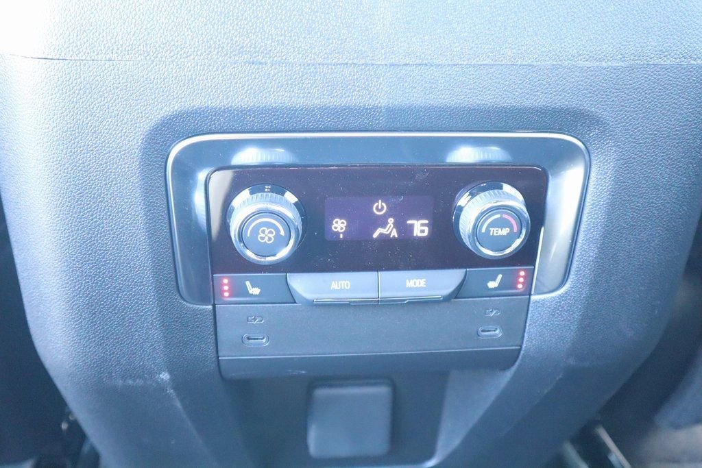 New 2026 Chevrolet Suburban Z71 w/ Comfort Package image 23