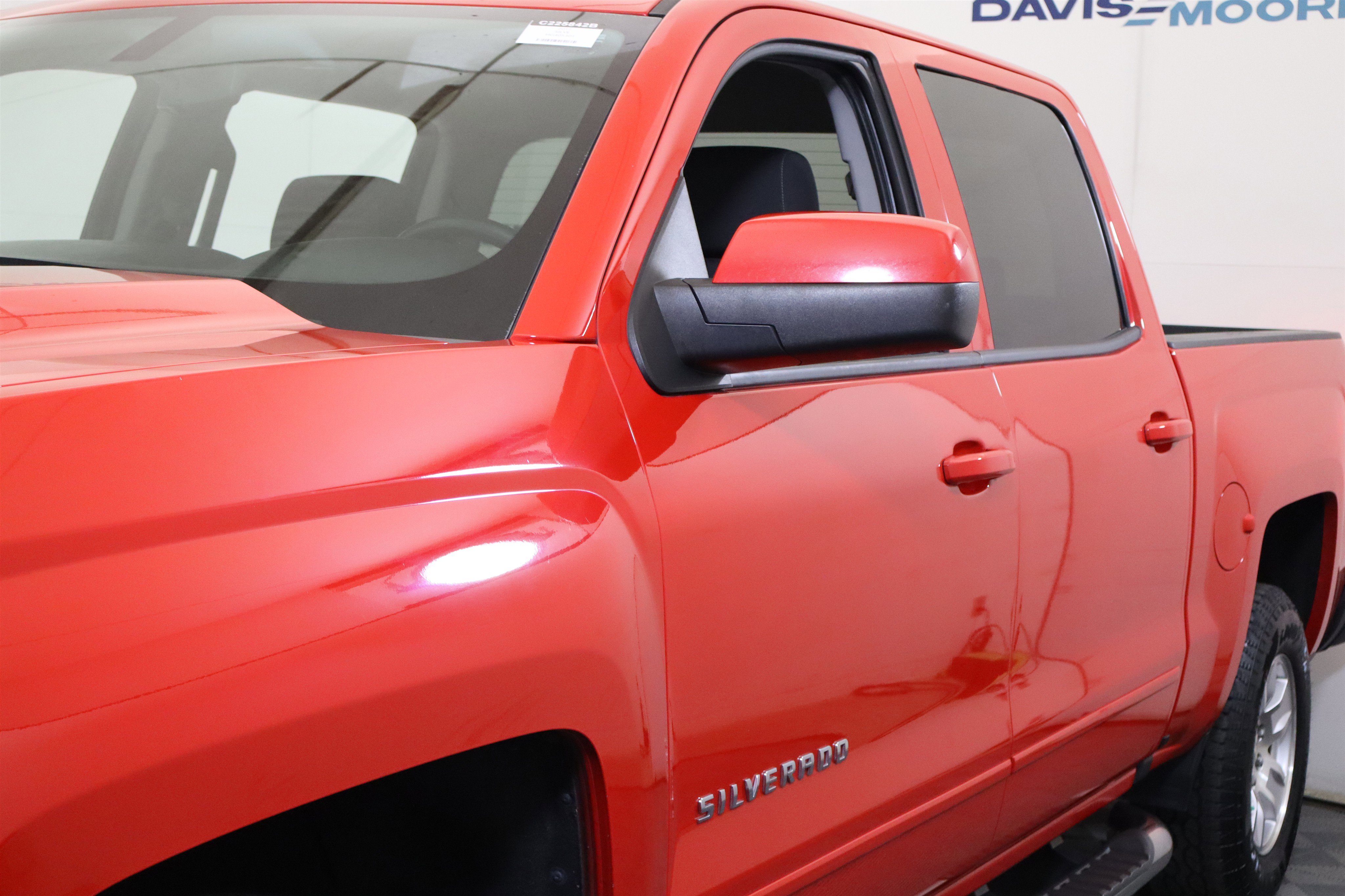 Used 2017 Chevrolet Silverado 1500 LT w/ All Star Edition image 12