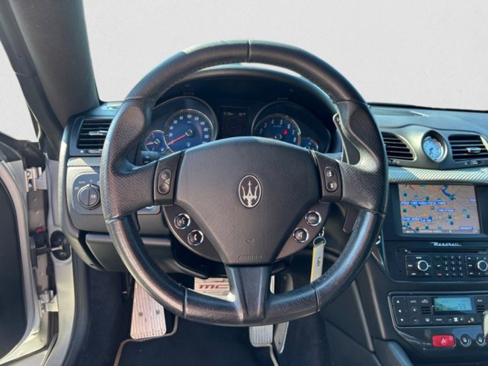 Used 2015 Maserati GranTurismo Sport image 15