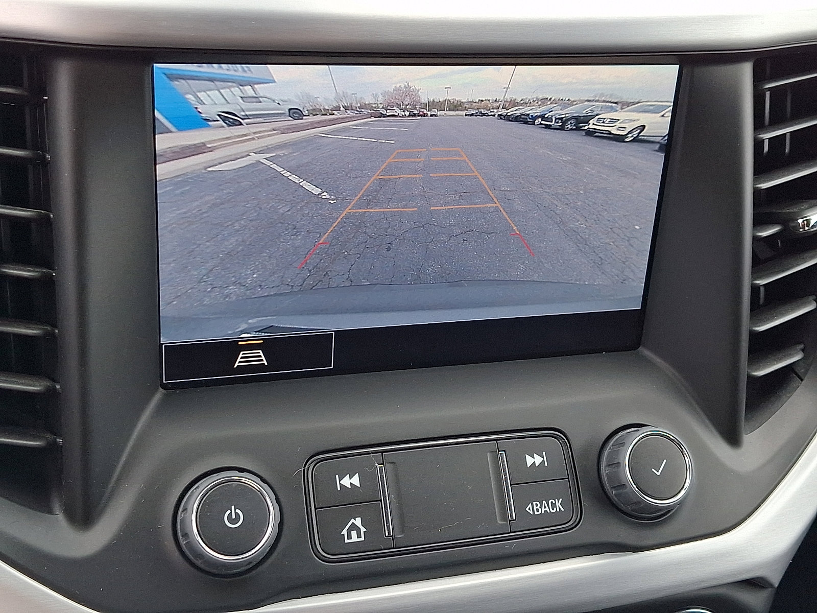 Certified 2023 GMC Acadia SLE w/ Driver Convenience Package image 21