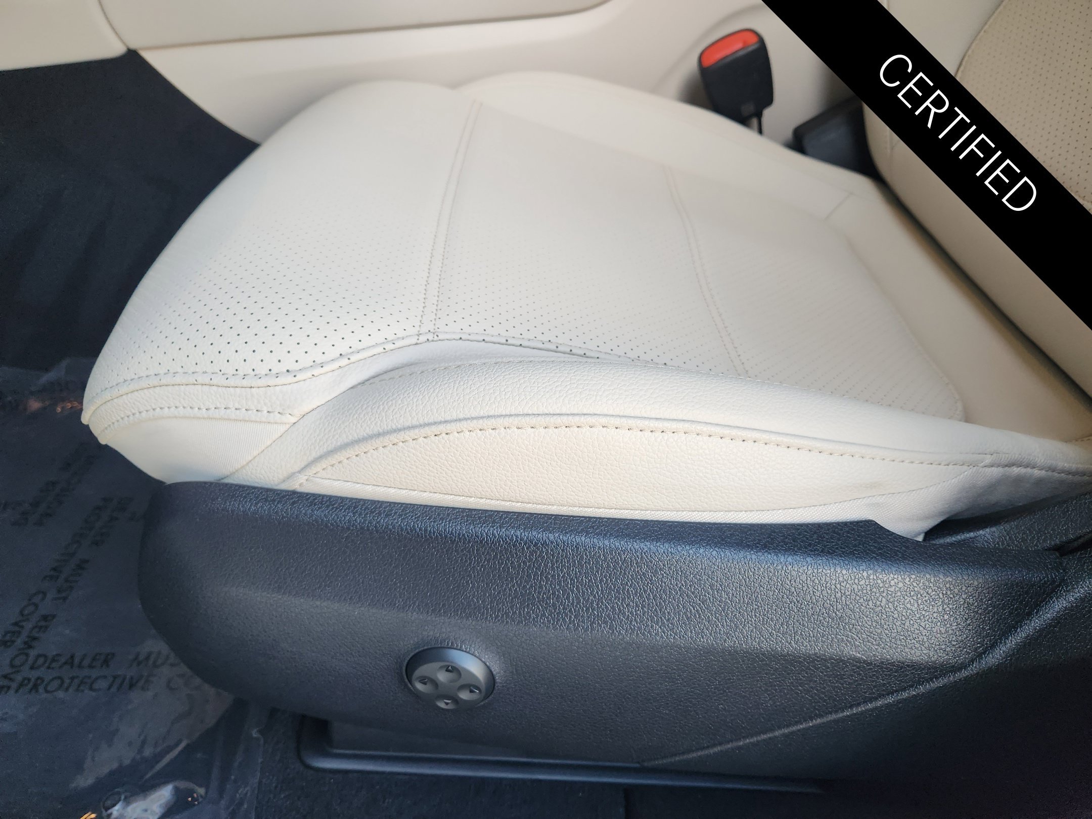 Certified 2026 Mercedes-Benz GLC 300 image 25