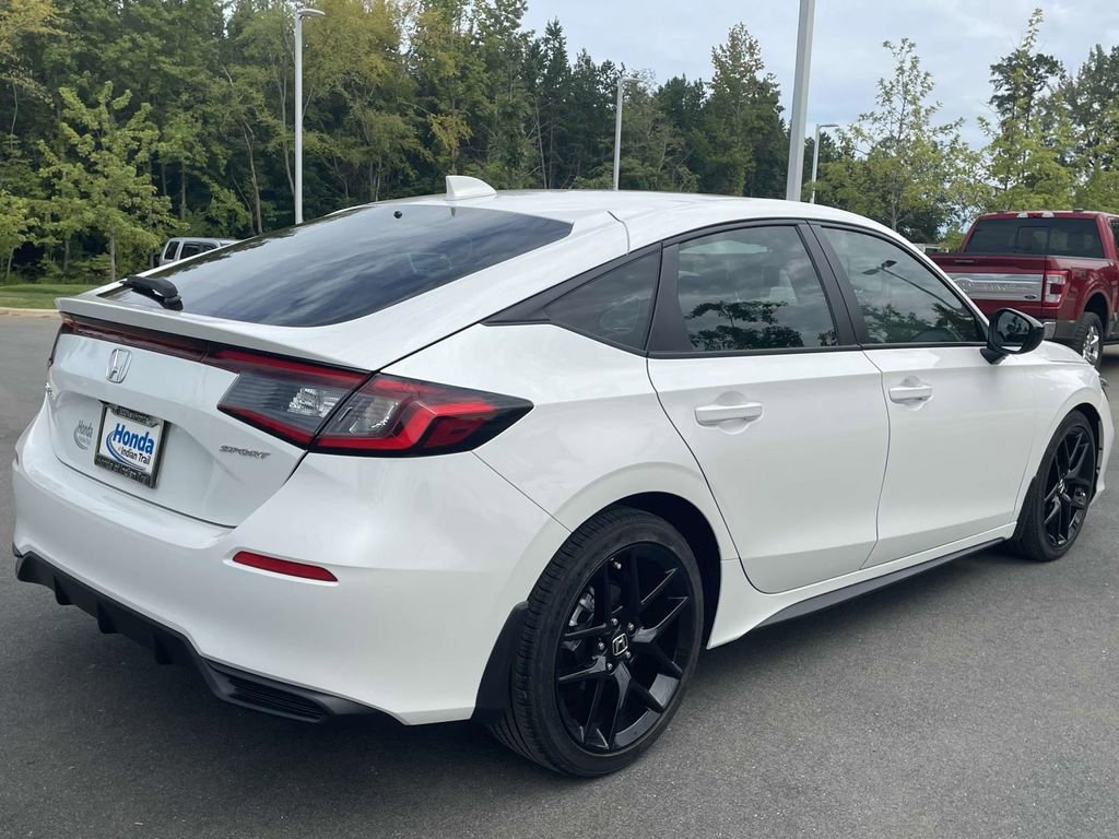 Used 2025 Honda Civic Sport image 8