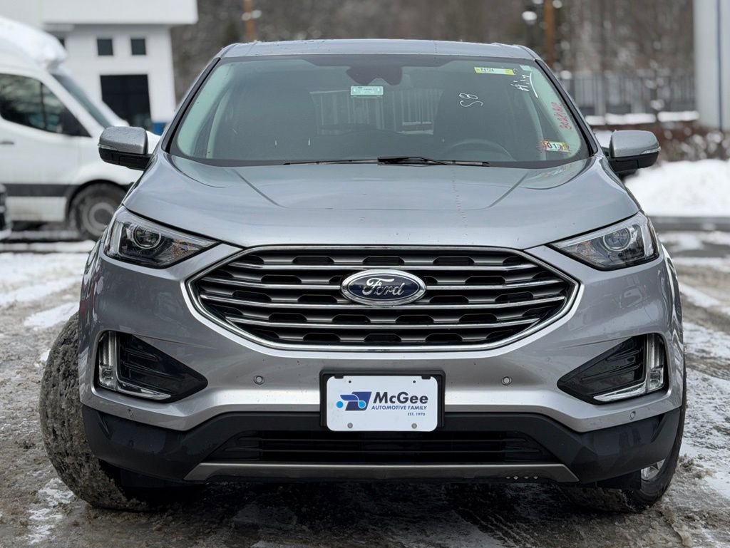 Used 2024 Ford Edge Titanium AWD/4WD image 2