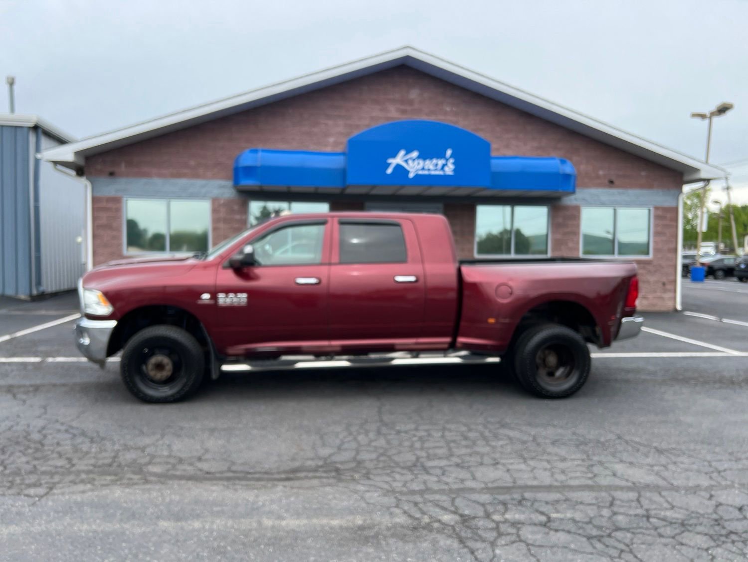 Used 2016 RAM 3500 Big Horn AWD/4WD image 2