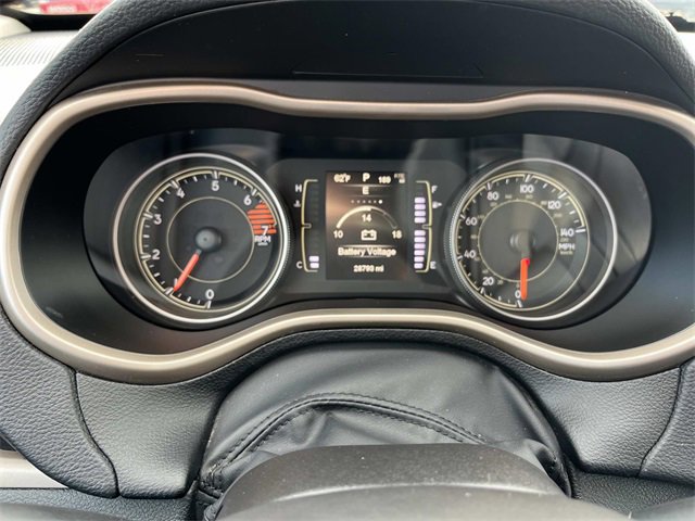 Certified 2016 Jeep Cherokee Latitude w/ Comfort/Convenience Group image 38