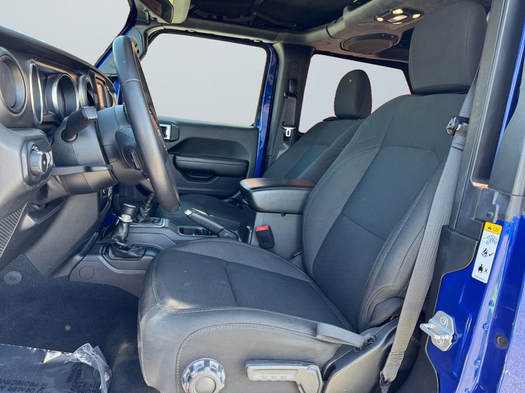 Used 2019 Jeep Wrangler Sport image 9