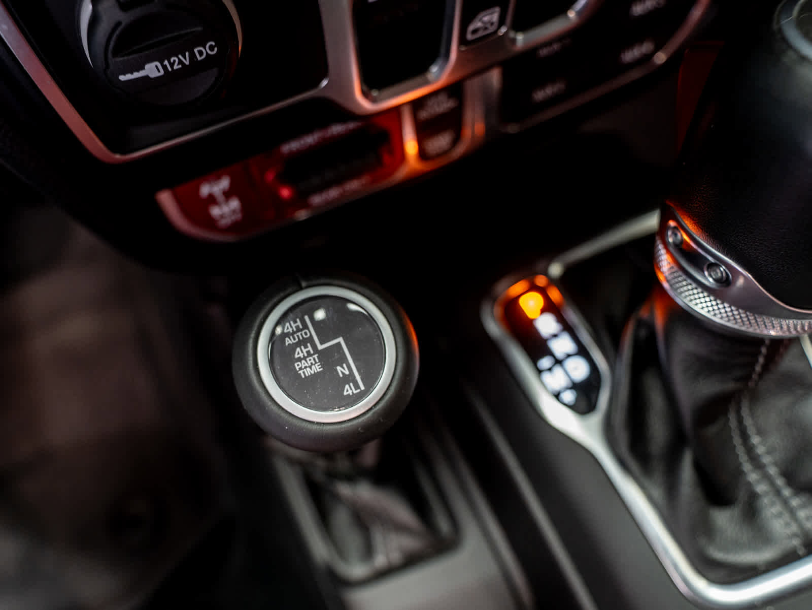 Used 2024 Jeep Wrangler Unlimited Rubicon 392 image 34