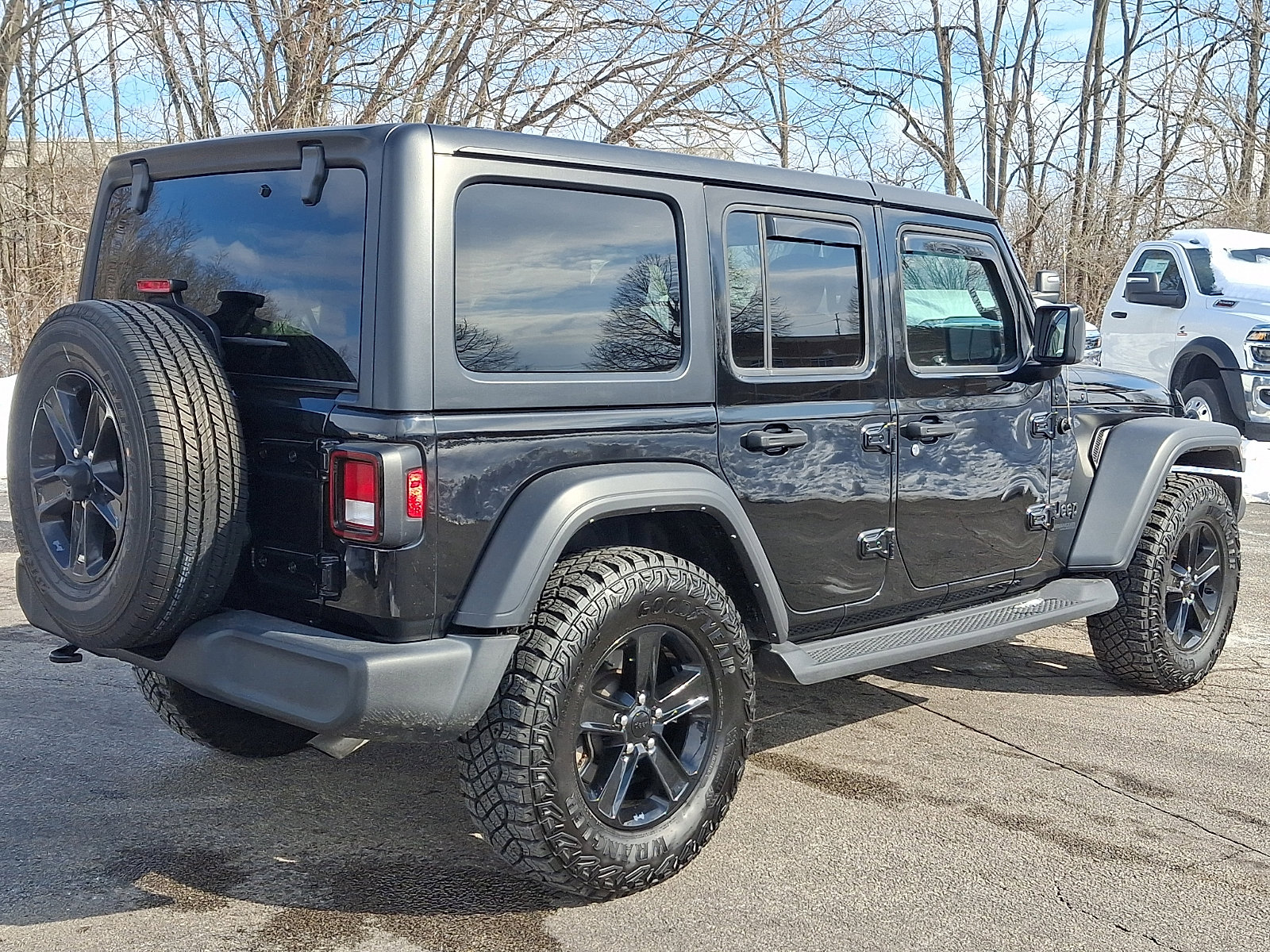 Used 2022 Jeep Wrangler Unlimited Sport image 7