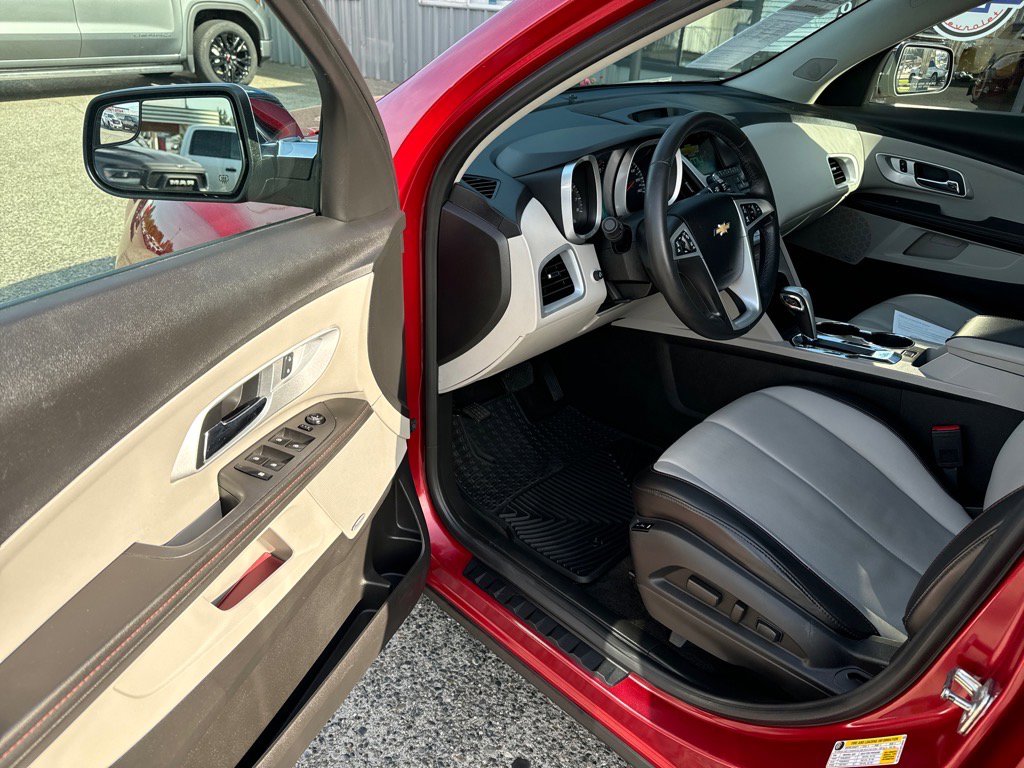 Used 2013 Chevrolet Equinox LTZ AWD/4WD image 6
