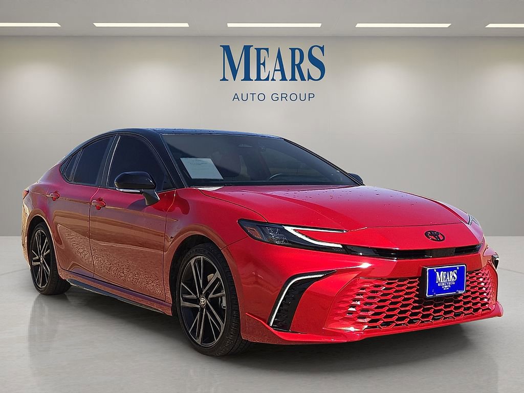 Used 2025 Toyota Camry XSE w/ Premium Package image 7