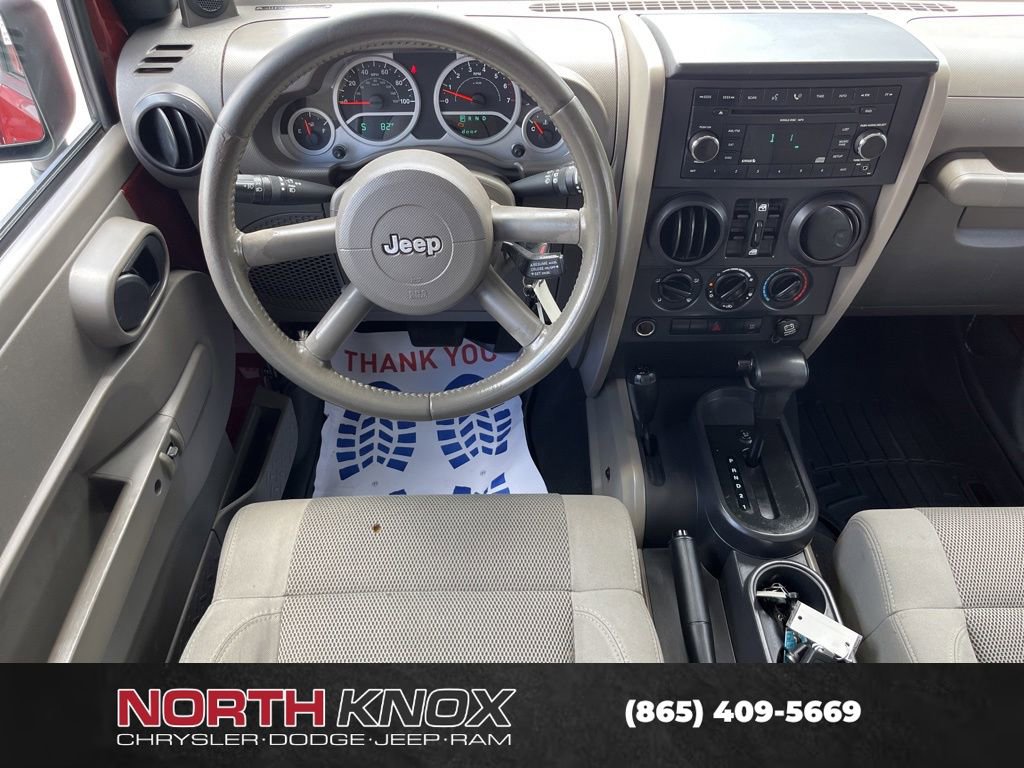 Used 2007 Jeep Wrangler Unlimited Sahara w/ Trailer Tow Group AWD/4WD image 11