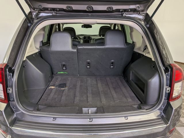Used 2017 Jeep Compass High Altitude AWD/4WD image 8