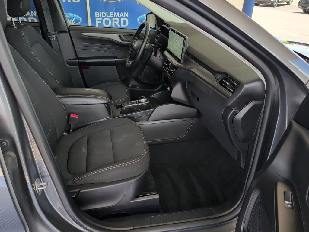Used 2023 Ford Escape Active w/ Tech Pack #1 AWD/4WD image 32