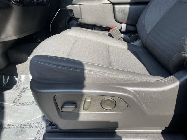Certified 2025 Chevrolet Silverado 1500 LT Trail Boss w/ Dark Appearance Package AWD/4WD image 12