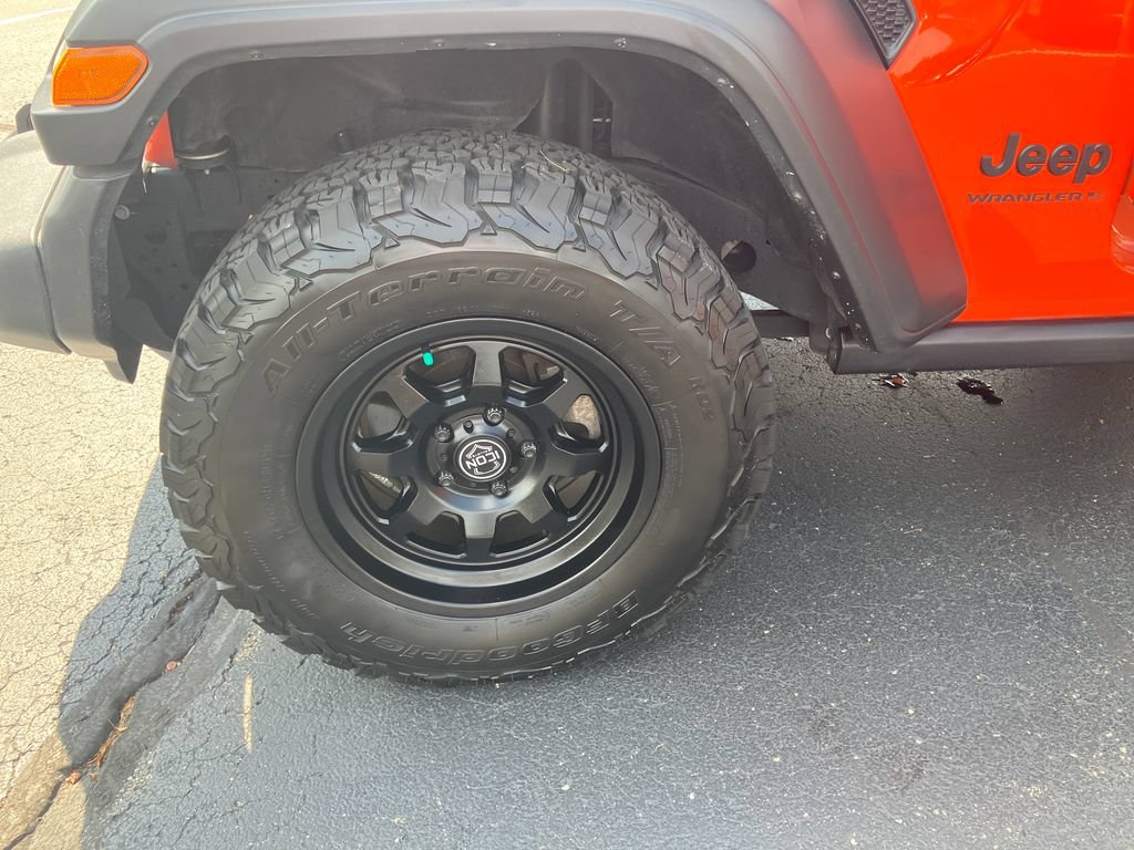 Used 2023 Jeep Wrangler Sport AWD/4WD image 27
