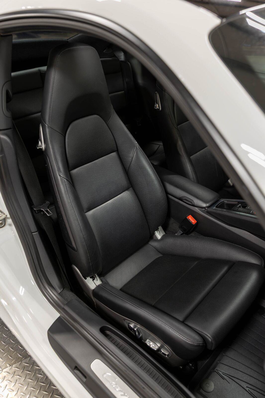 Used 2013 Porsche 911 Carrera RWD image 78