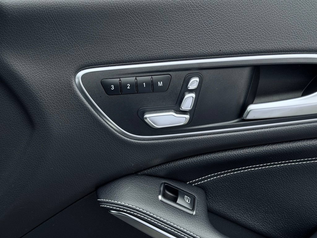 Used 2018 Mercedes-Benz CLA 250 4MATIC image 14