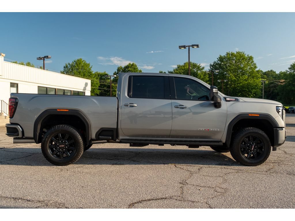 Used 2026 GMC Sierra 2500 AT4 w/ AT4 Premium Plus Package AWD/4WD image 9