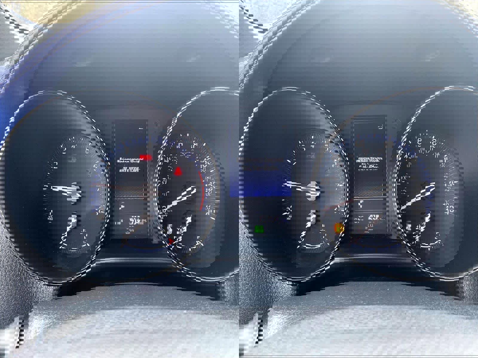 Used 2020 Toyota C-HR XLE FWD image 24