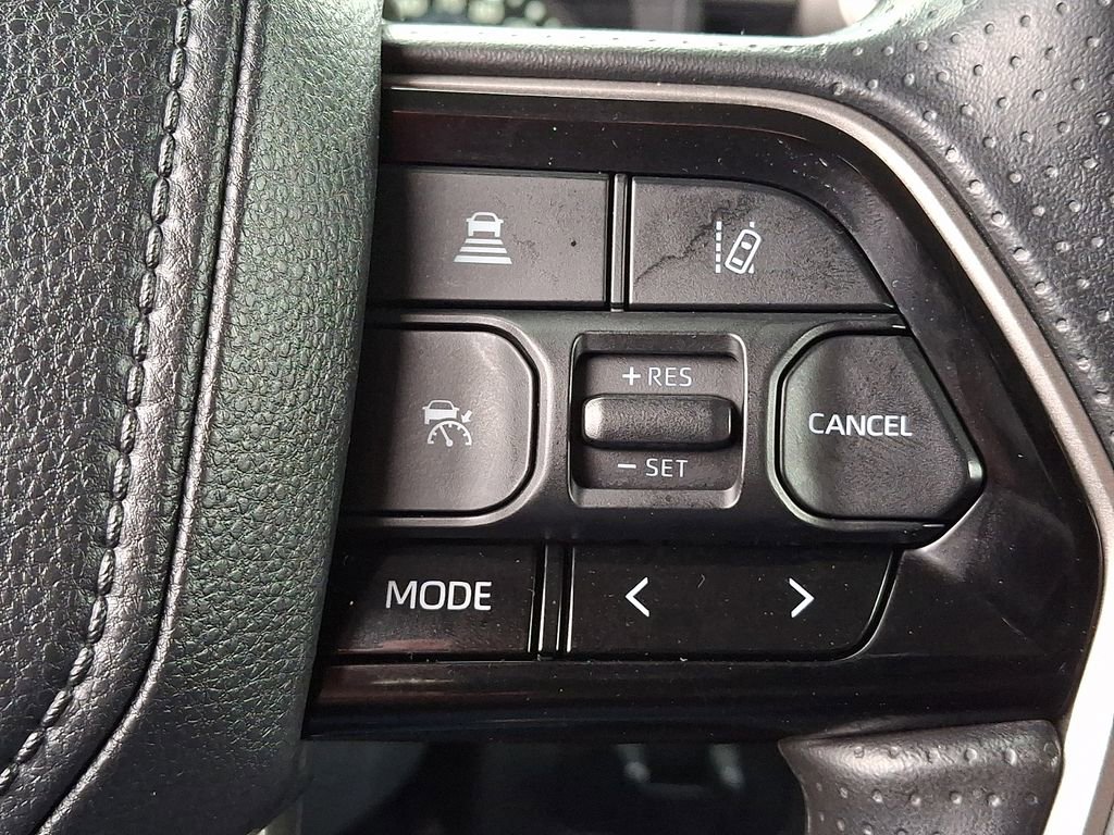 Used 2022 Toyota Tundra SR5 w/ SR5 Convenience Package image 21