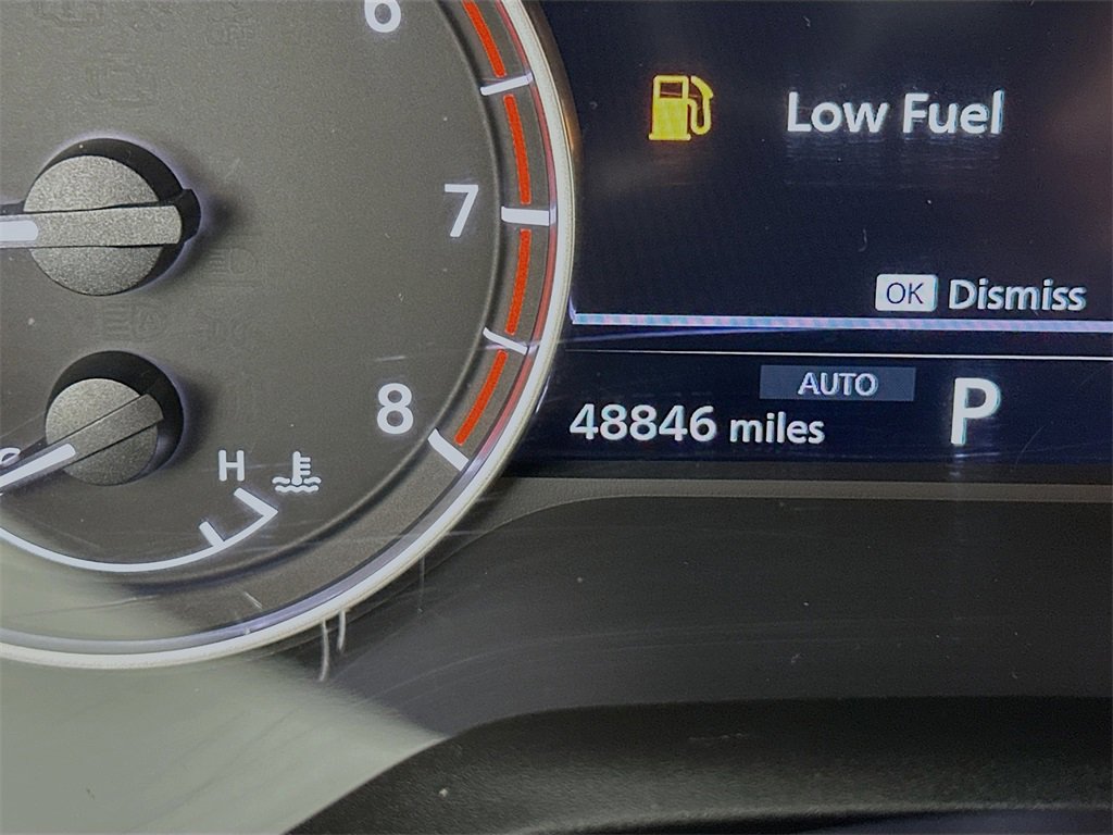 Used 2024 Nissan Rogue SV image 12