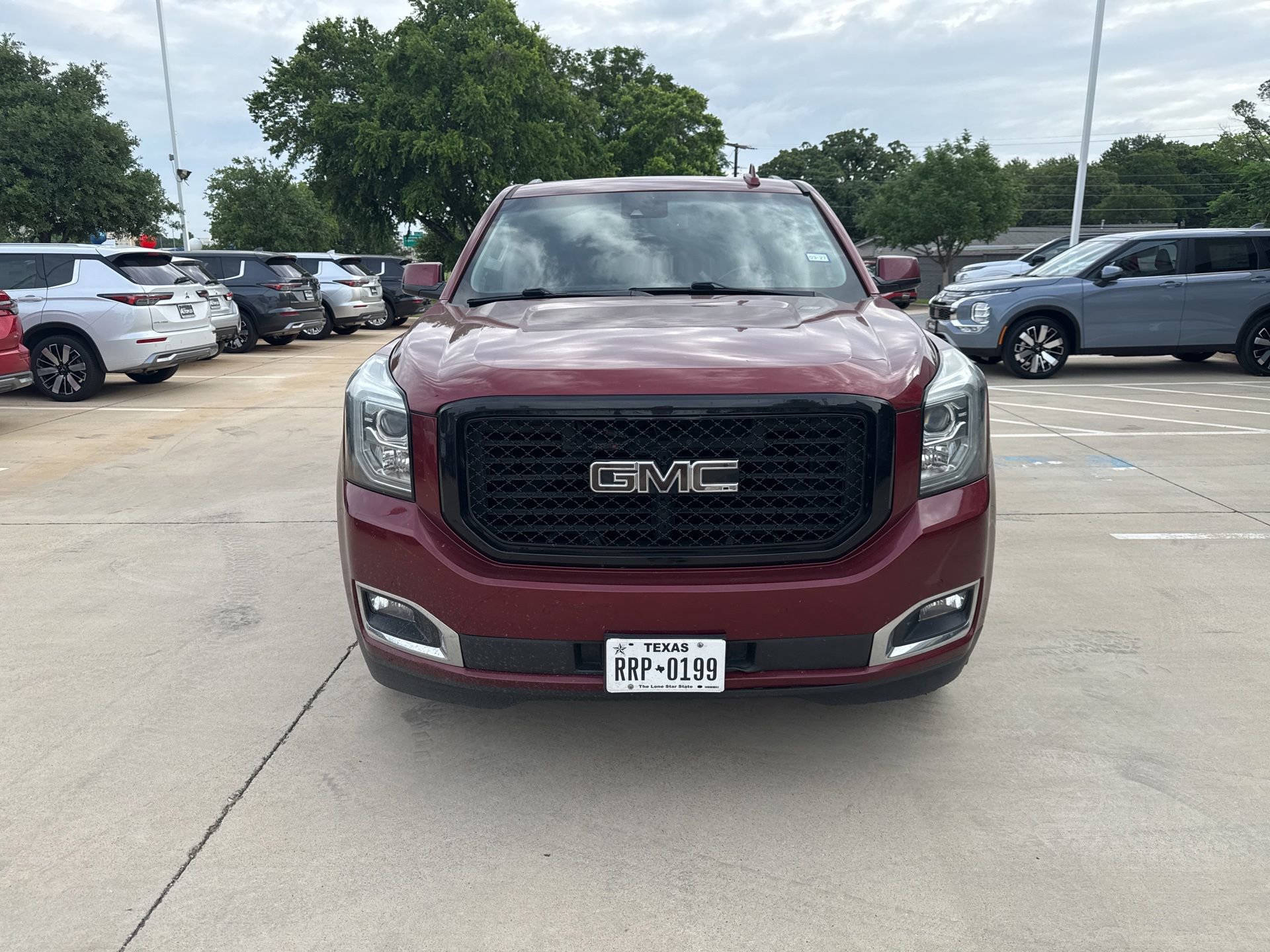 Used 2019 GMC Yukon XL SLT w/ Open Road Package RWD image 2