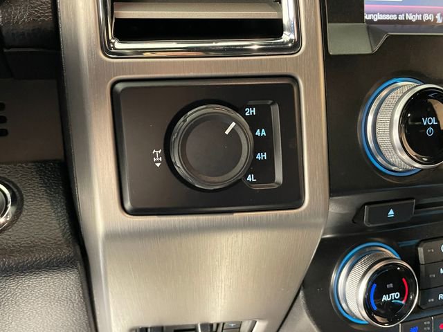 Used 2015 Ford F150 Platinum w/ Equipment Group 701A Luxury AWD/4WD image 12