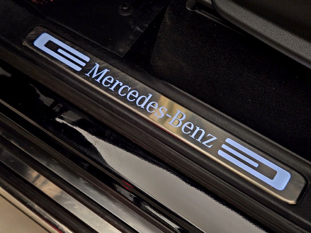 Used 2024 Mercedes-Benz G 550 image 30