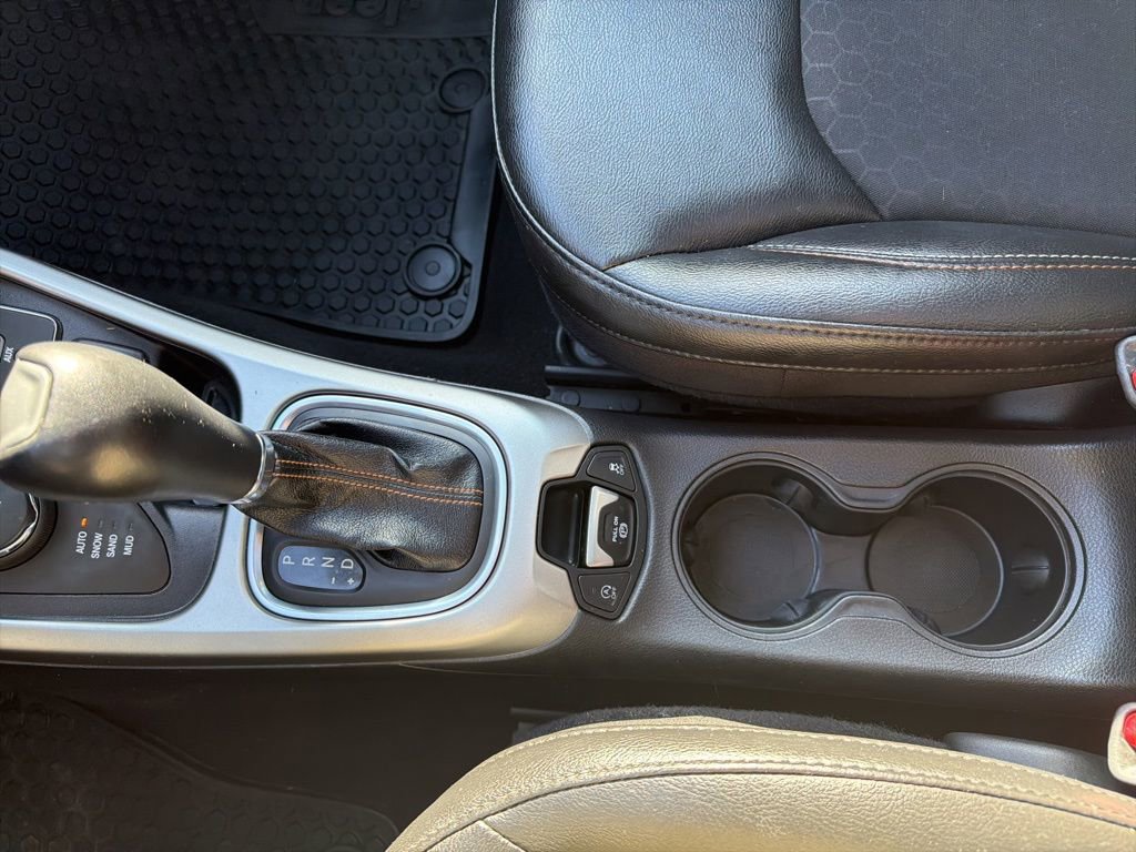 Used 2020 Jeep Compass Latitude w/ Cold Weather Group image 22