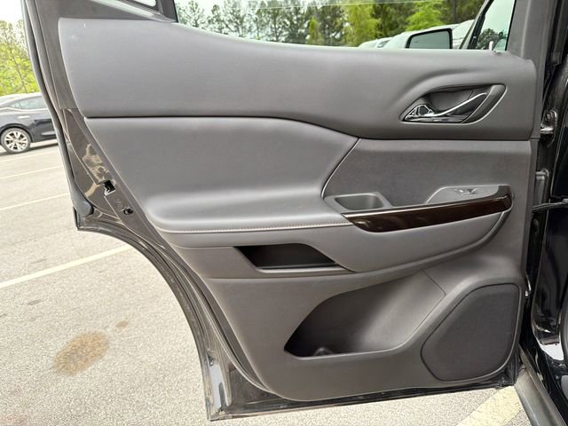 Used 2023 GMC Acadia AT4 w/ Technology Package image 22